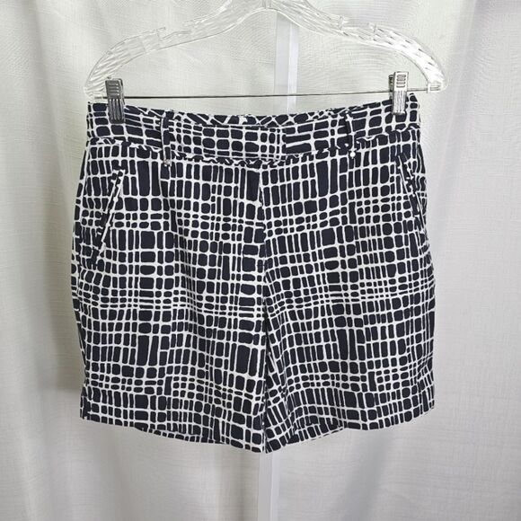 Lady Hagen Blue Abstract Performance Shorts Size 6 - Picture 1 of 8